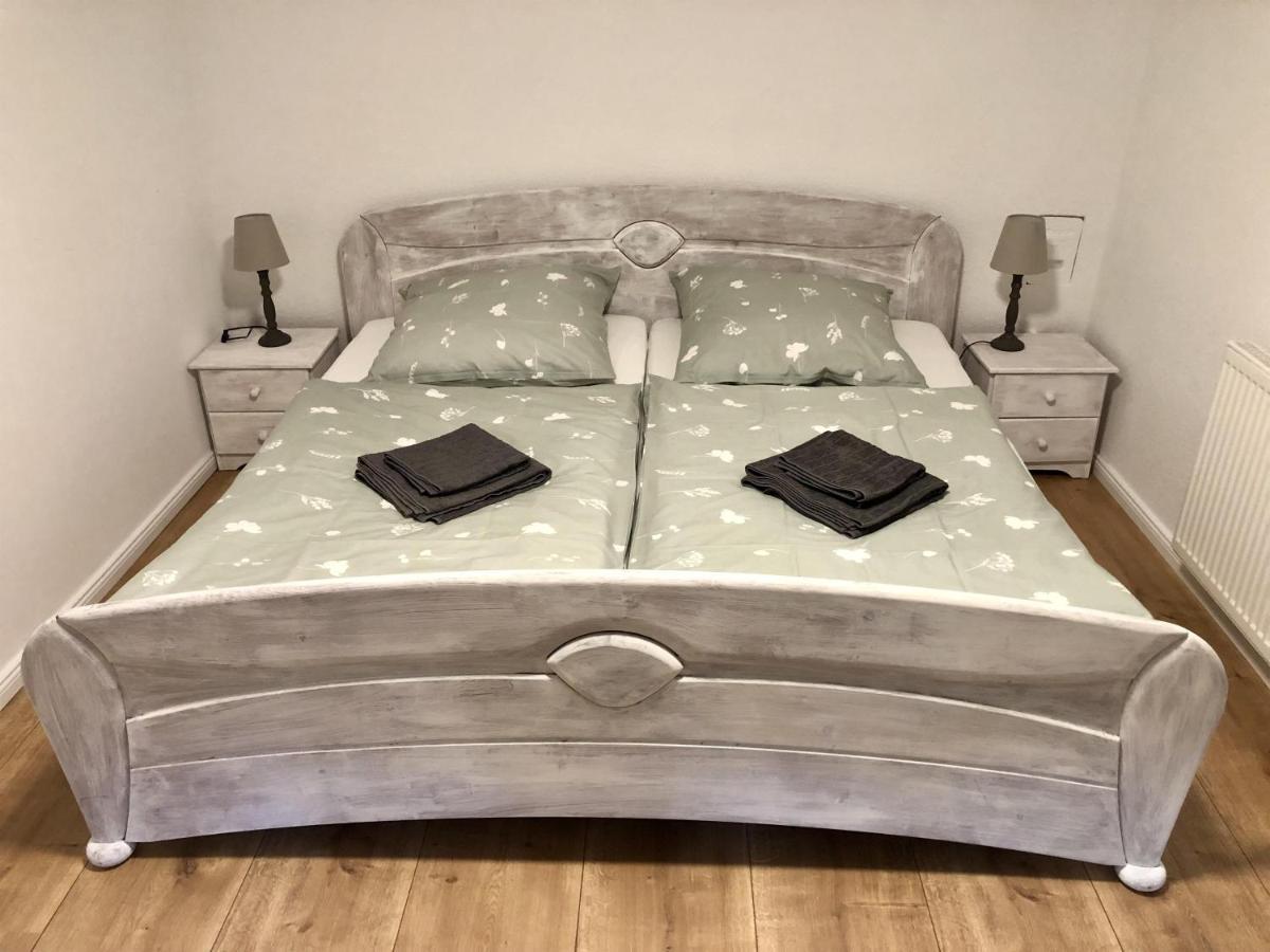 Am Lalobe, Ferienwohnung Schneverdingen Buitenkant foto